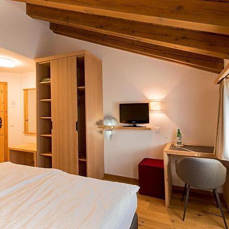 סלרינה Hotel Saluver מראה חיצוני תמונה